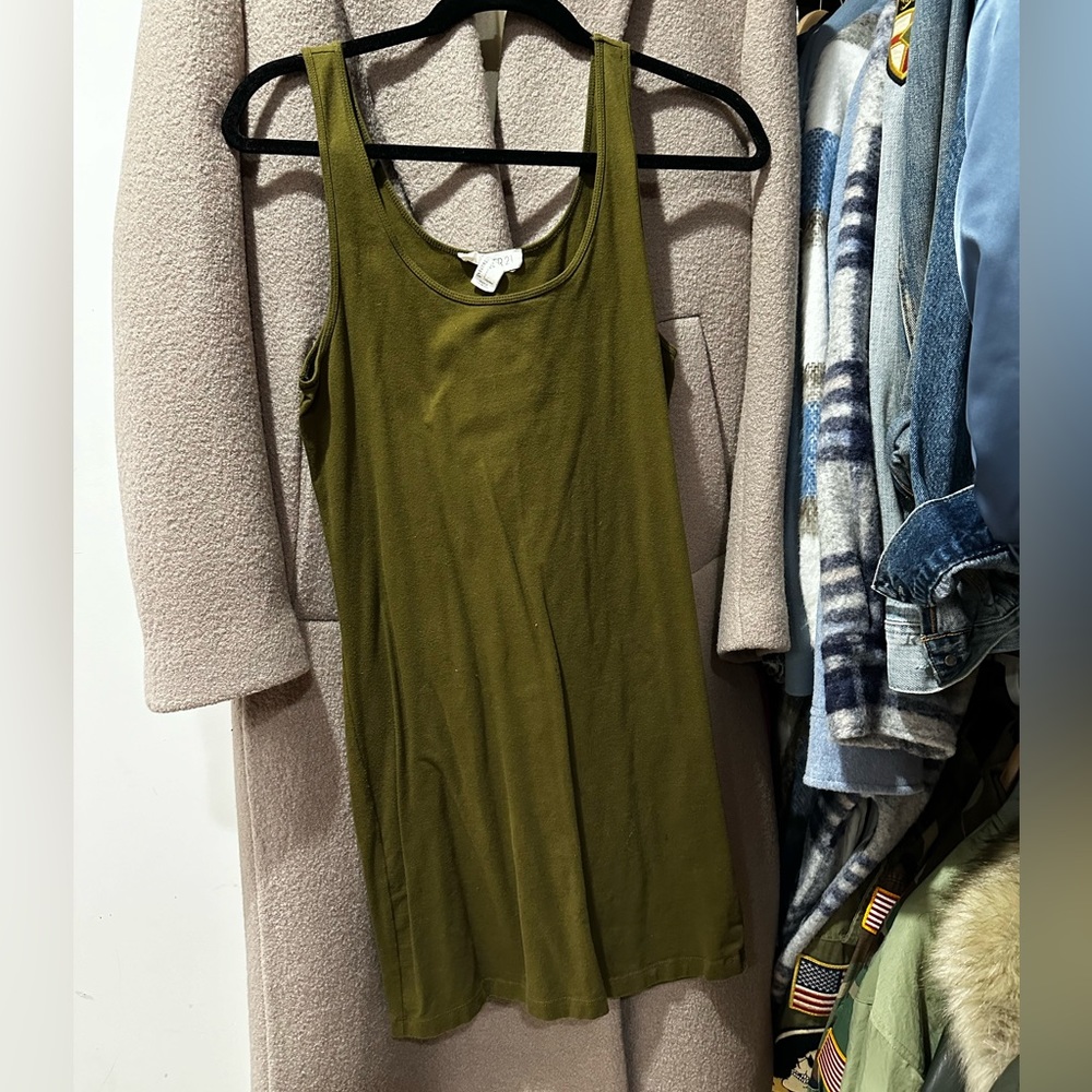 Forever 21 green fitted dress.